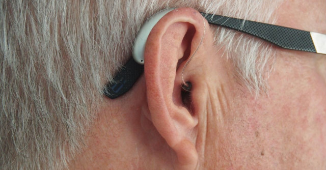 does medicare cover the cost of hearing aids